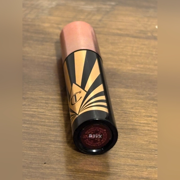 NEW! 5 SELF-CARE PIECE SET - Picture 13 of 17